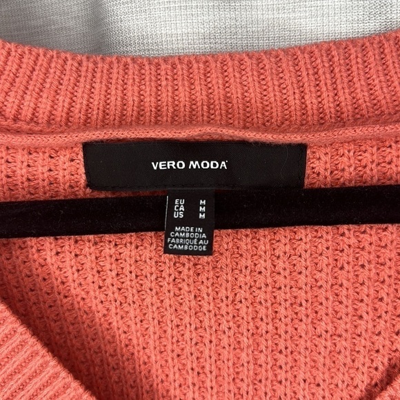 VERO MODA VNECK KNIT SWEATER SIZE - Picture 4 of 6